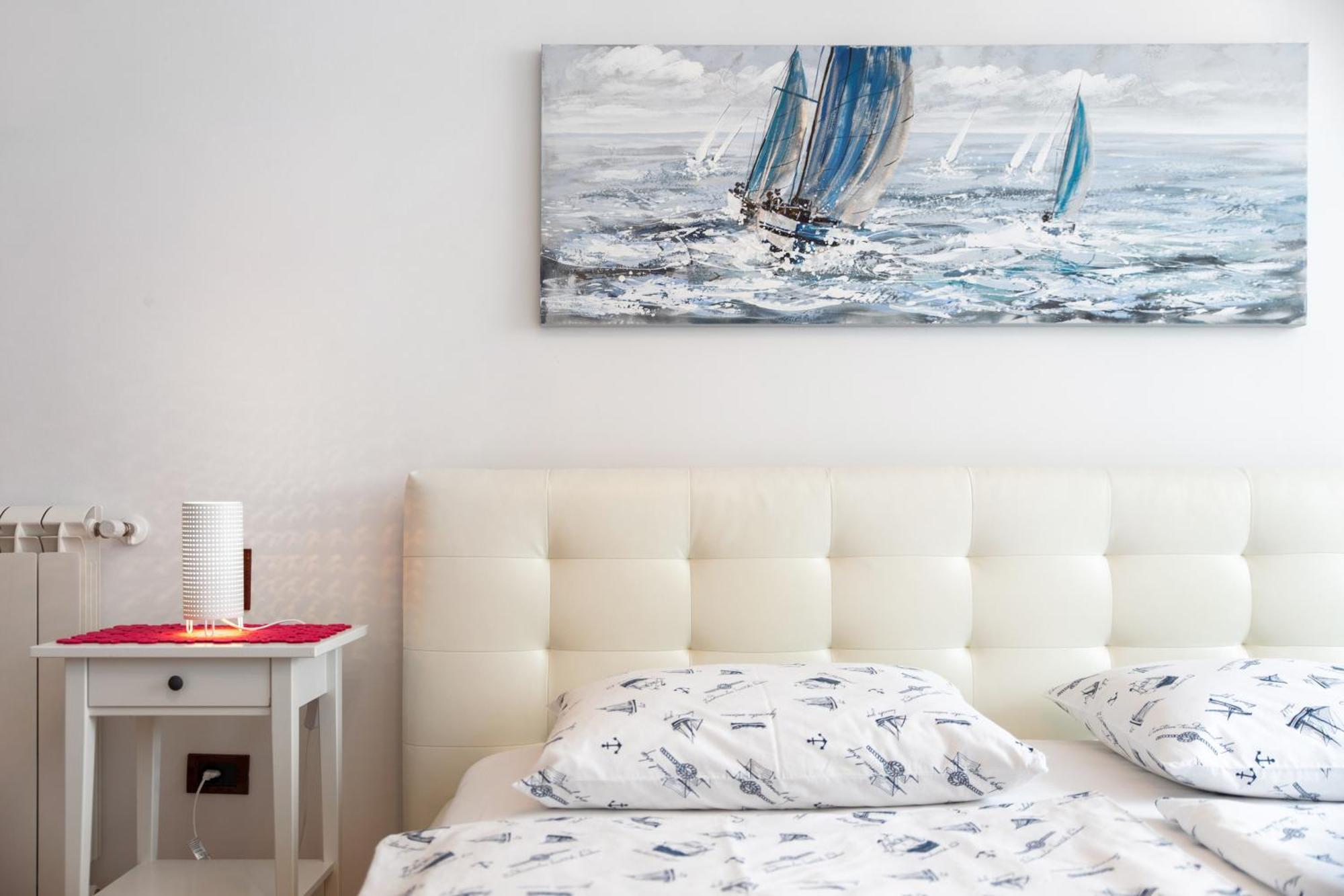 Guest House Marica Ровин Екстериор снимка
