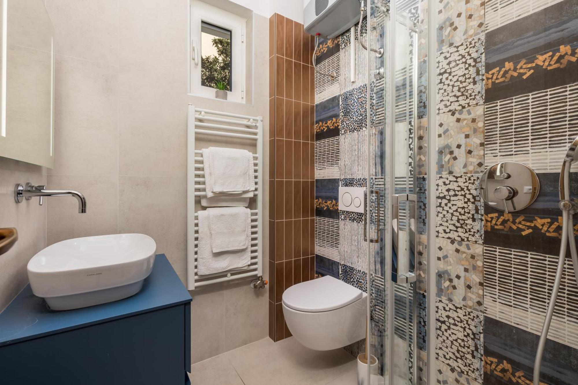 Guest House Marica Ровин Екстериор снимка